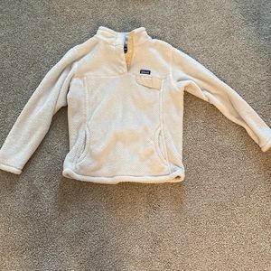 Girls white Patagonia jacket